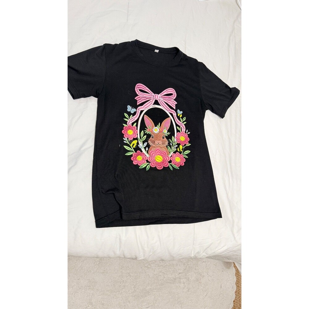 Black T-Shirt Women's Small Embroidered Bunny Rabbit Floral Wreath Pink Bow